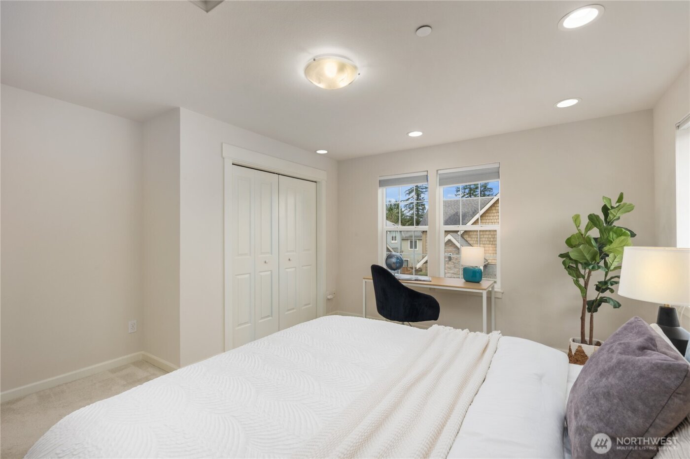 18251 NE 111th st , Redmond, WA 98052