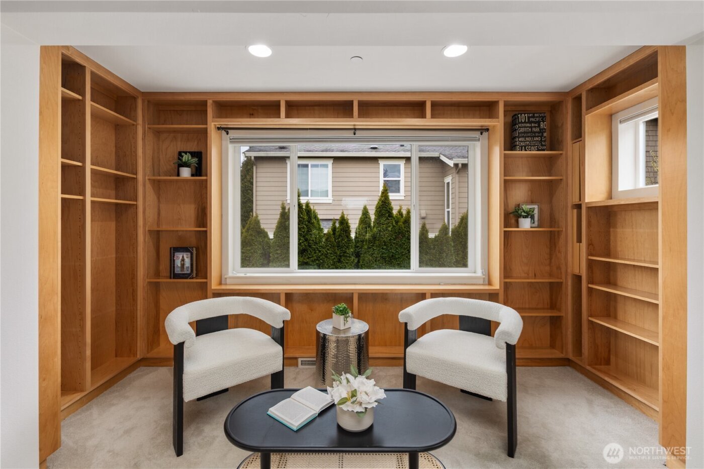 18251 NE 111th st , Redmond, WA 98052