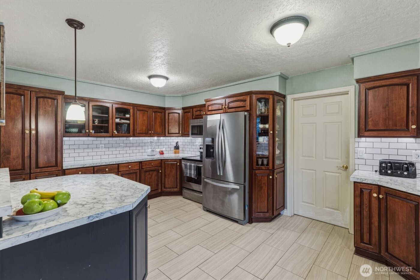 111 Sunset View Road , Longview, WA 98632