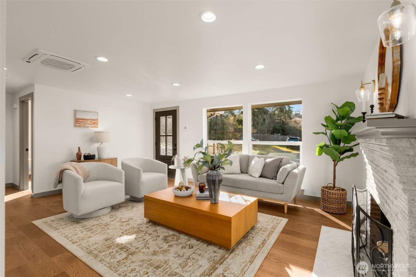 2332 17th Avenue S, Seattle, WA 98144