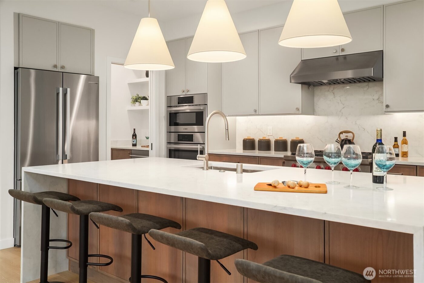 6214 40th Avenue NE, Seattle, WA 98115