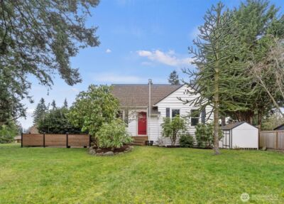 21522 92nd Avenue W, Edmonds, WA 98020
