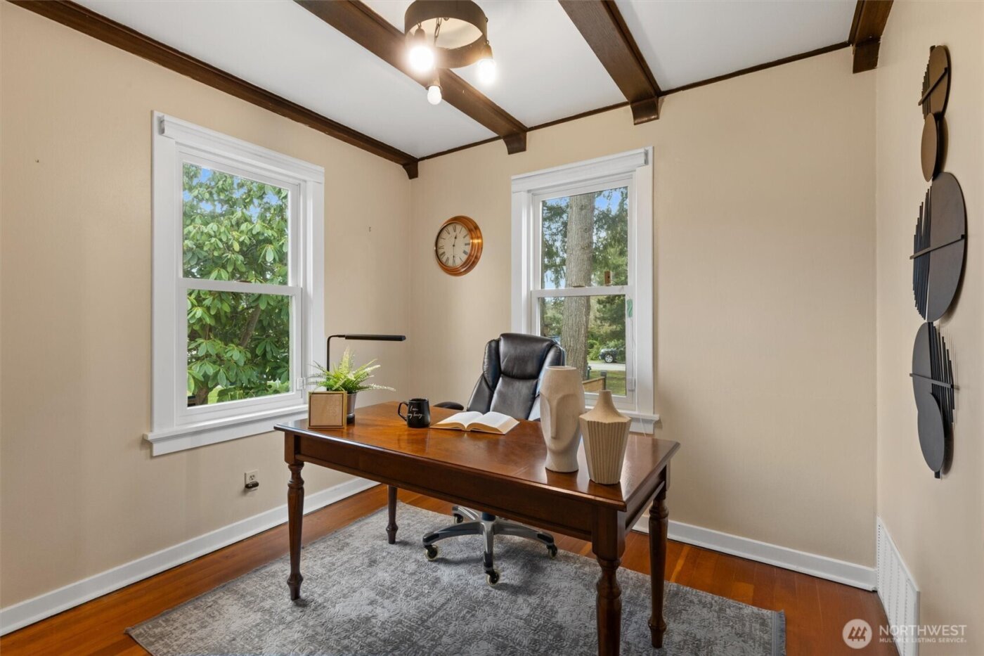 21522 92nd Avenue W, Edmonds, WA 98020