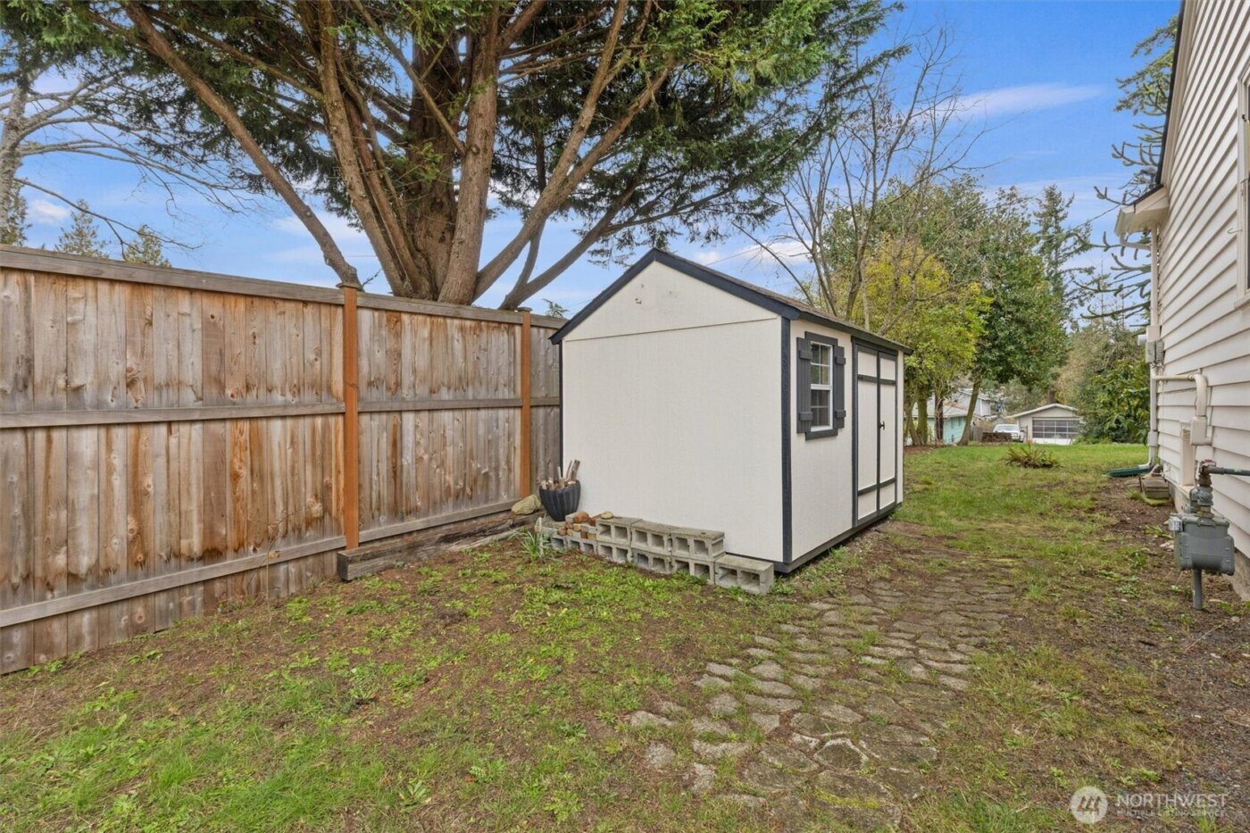 21522 92nd Avenue W, Edmonds, WA 98020