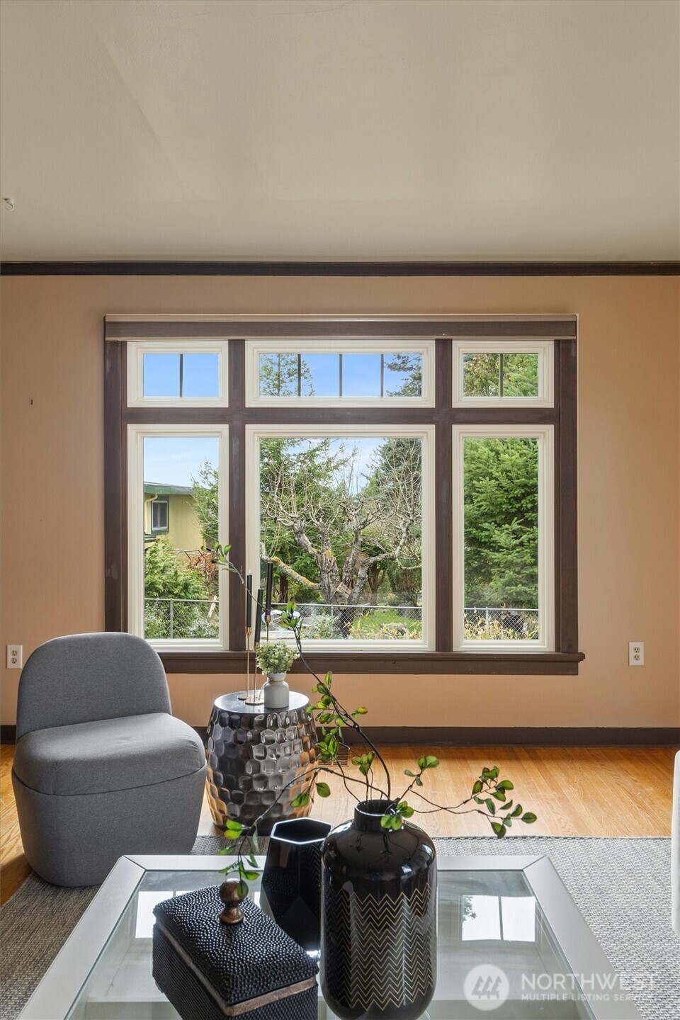 21522 92nd Avenue W, Edmonds, WA 98020