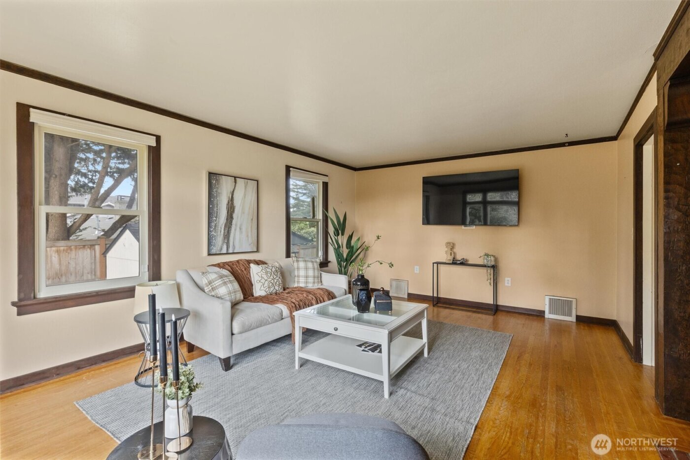 21522 92nd Avenue W, Edmonds, WA 98020