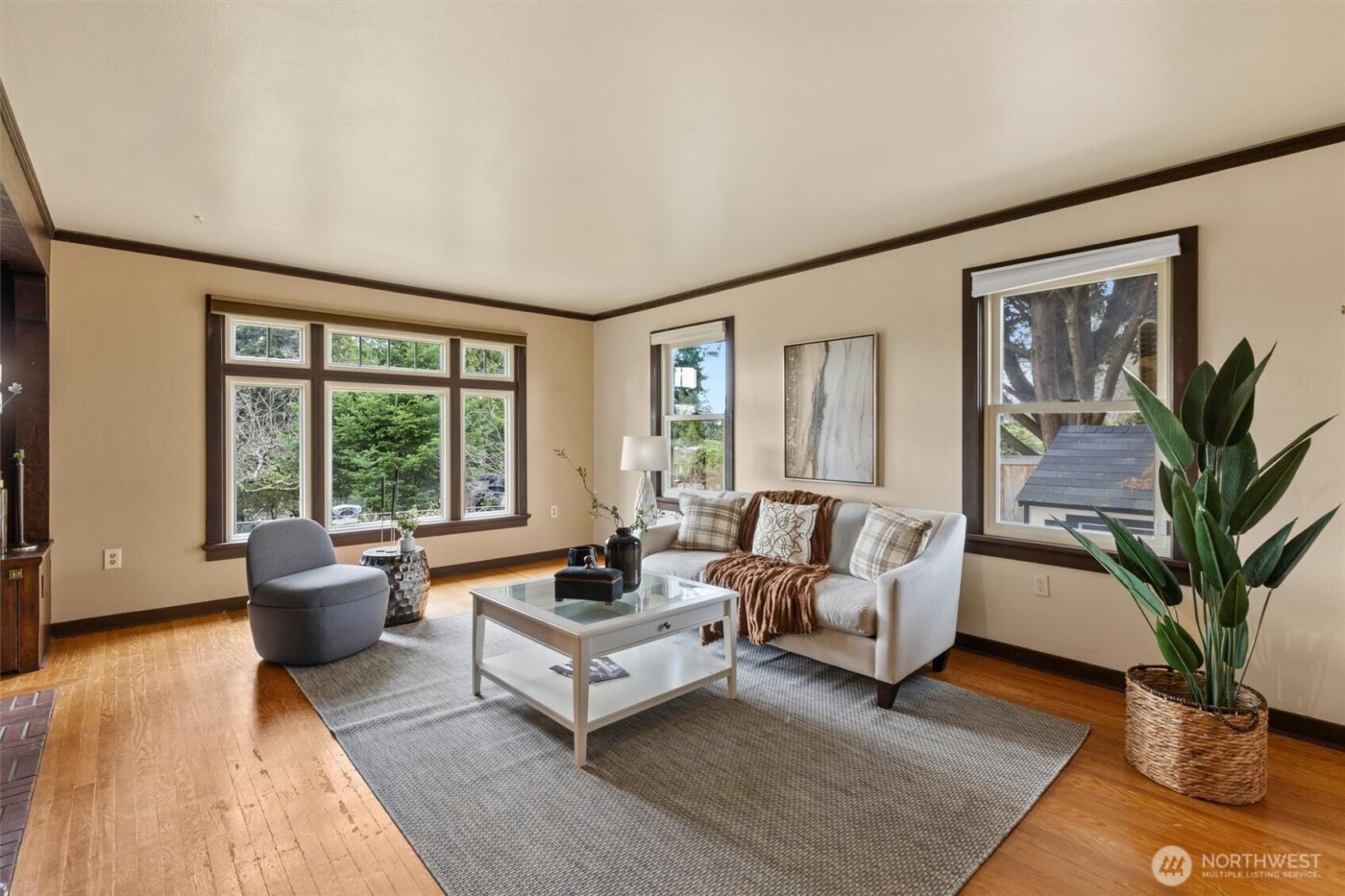 21522 92nd Avenue W, Edmonds, WA 98020