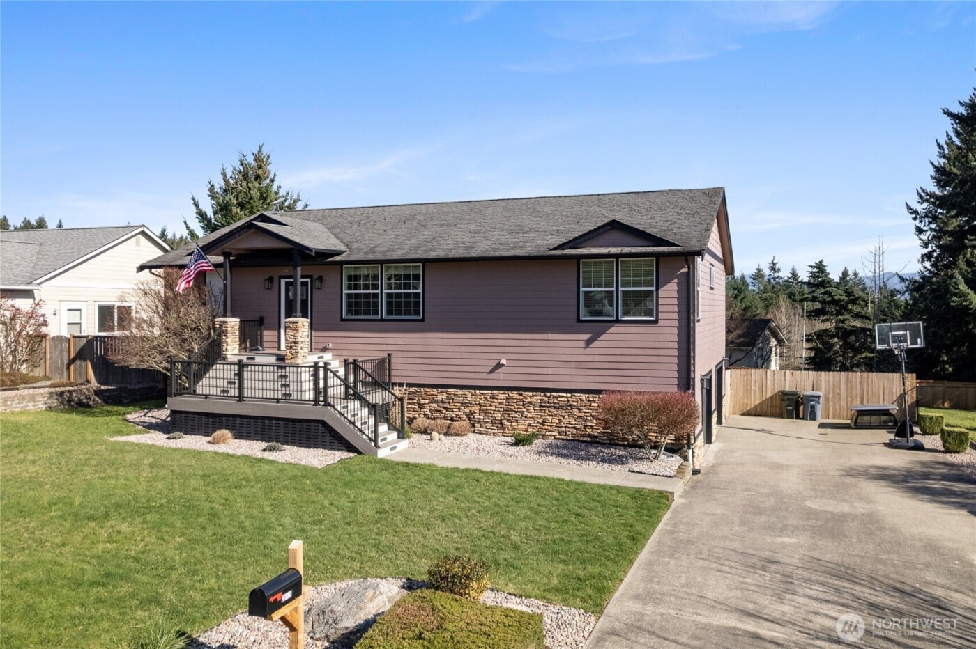 25329 103rd Avenue E, Graham, WA 98338