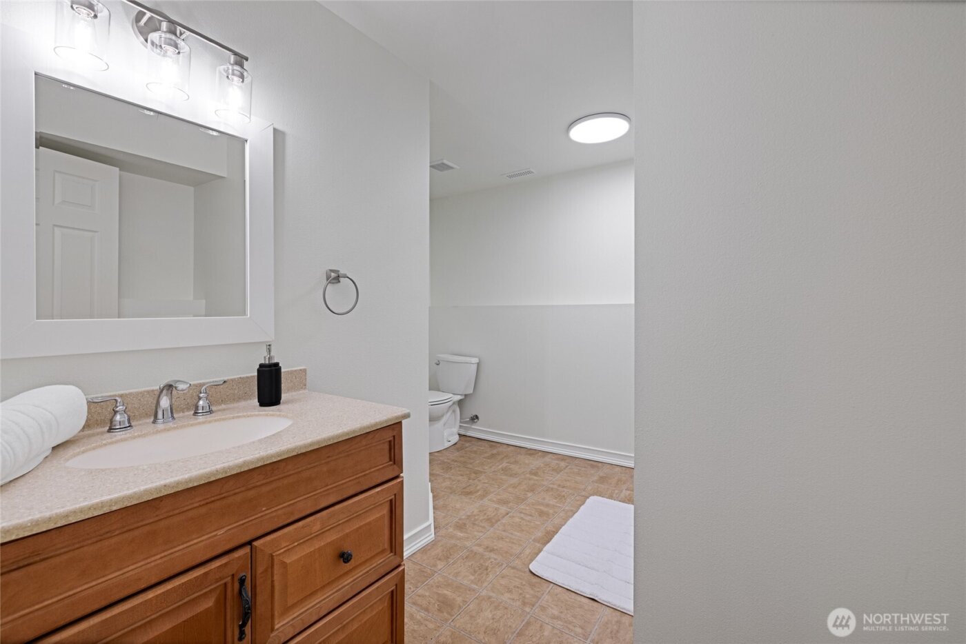 25329 103rd Avenue E, Graham, WA 98338