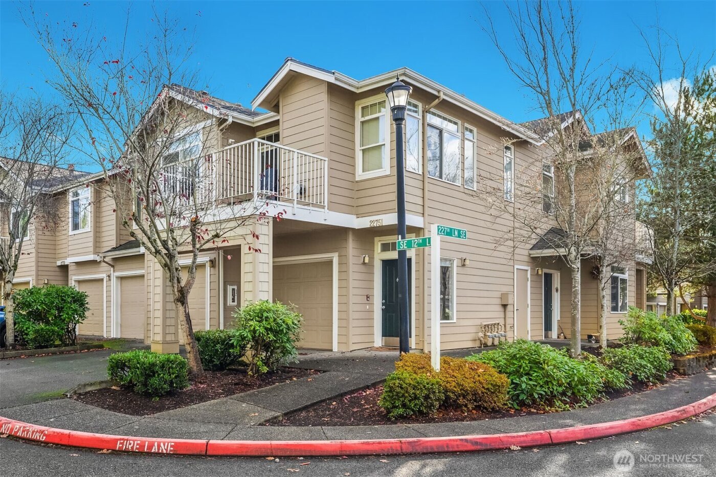 22751 SE 12th Lane , Sammamish, WA 98075