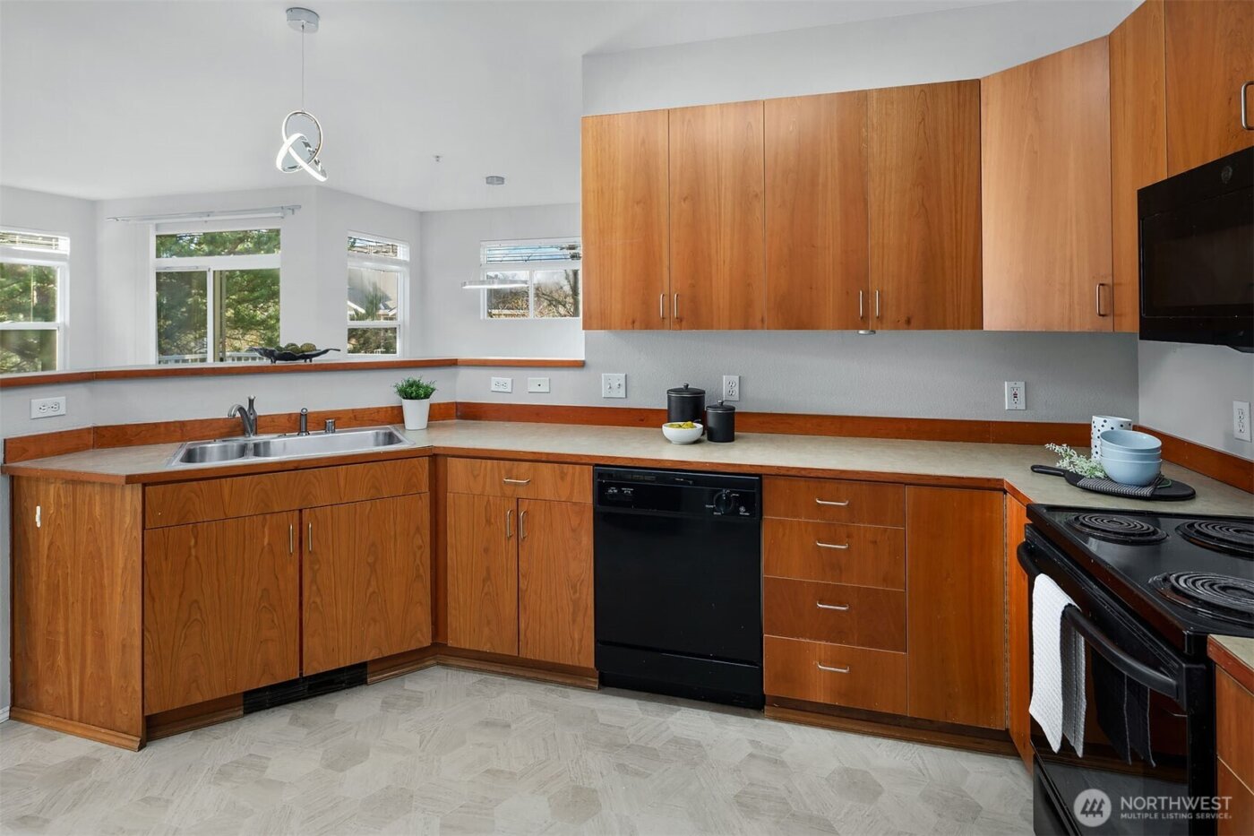 22751 SE 12th Lane , Sammamish, WA 98075