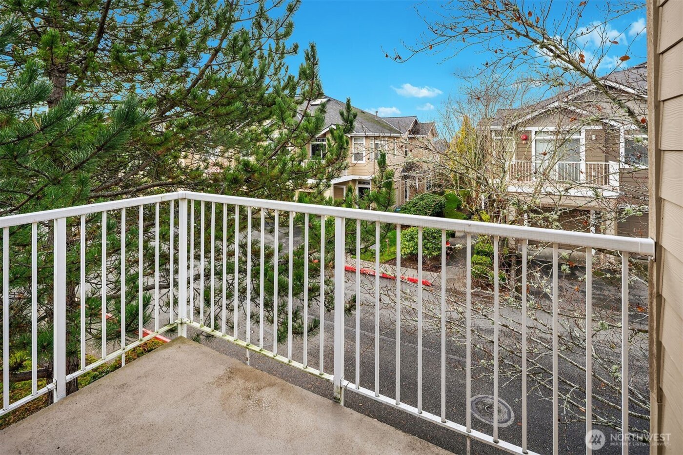 22751 SE 12th Lane , Sammamish, WA 98075