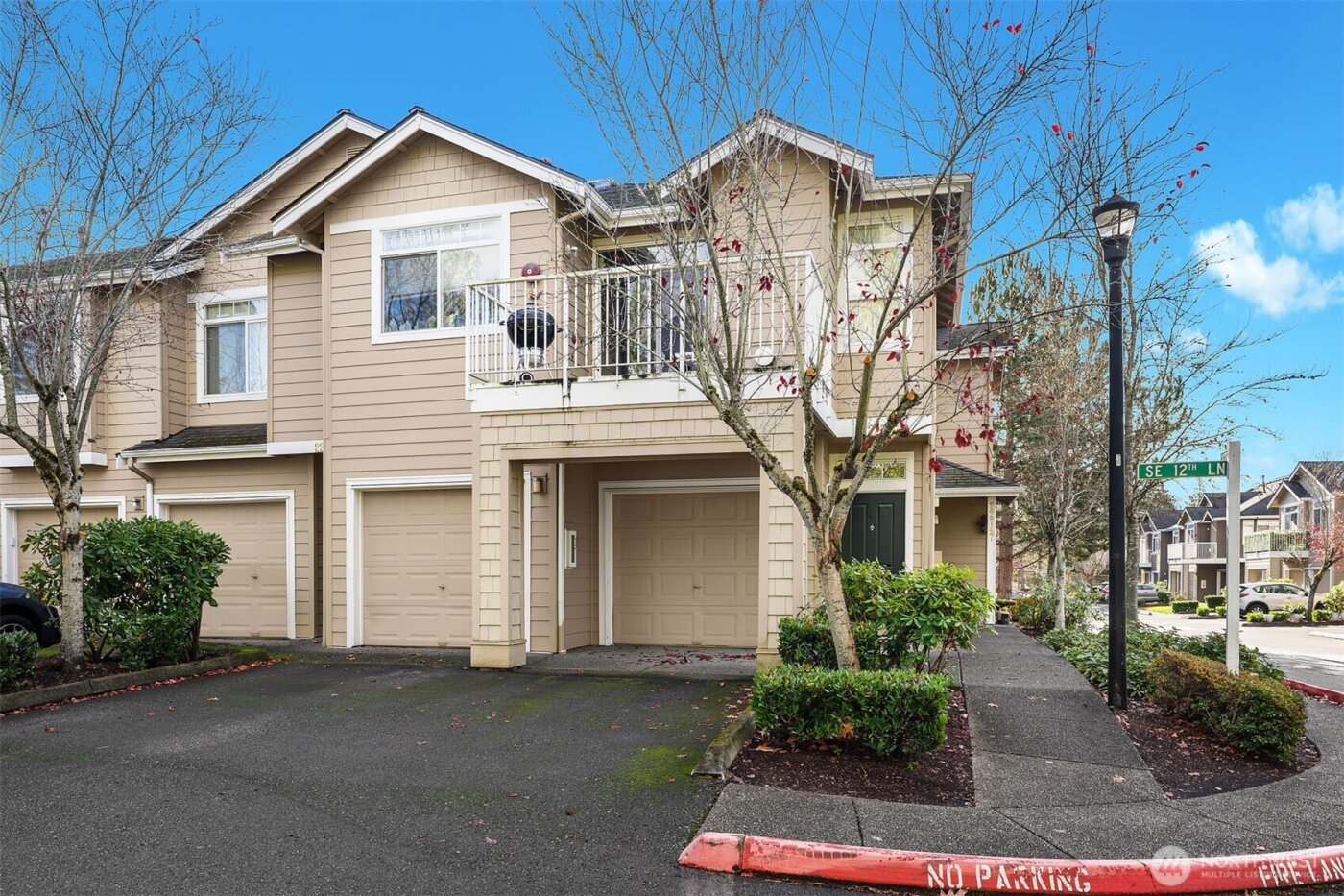 22751 SE 12th Lane , Sammamish, WA 98075