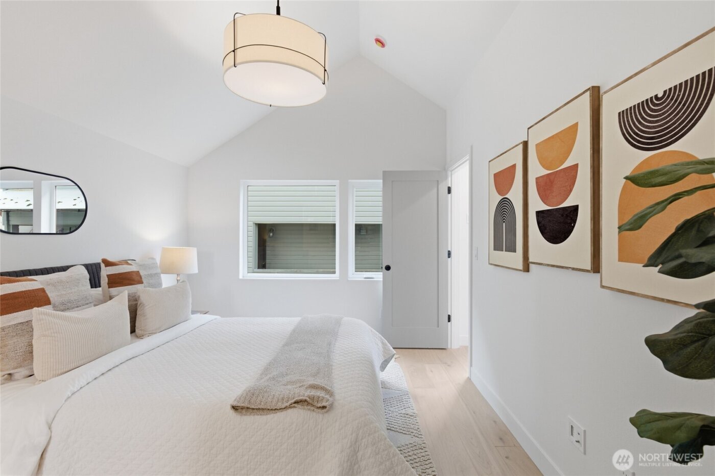 6505 19th Avenue NW, Seattle, WA 98117