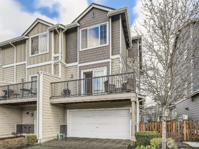 3325 30th Dr , Everett, WA 98201 - Photo 3