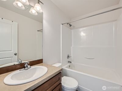 3325 30th Dr , Everett, WA 98201 - Photo 11