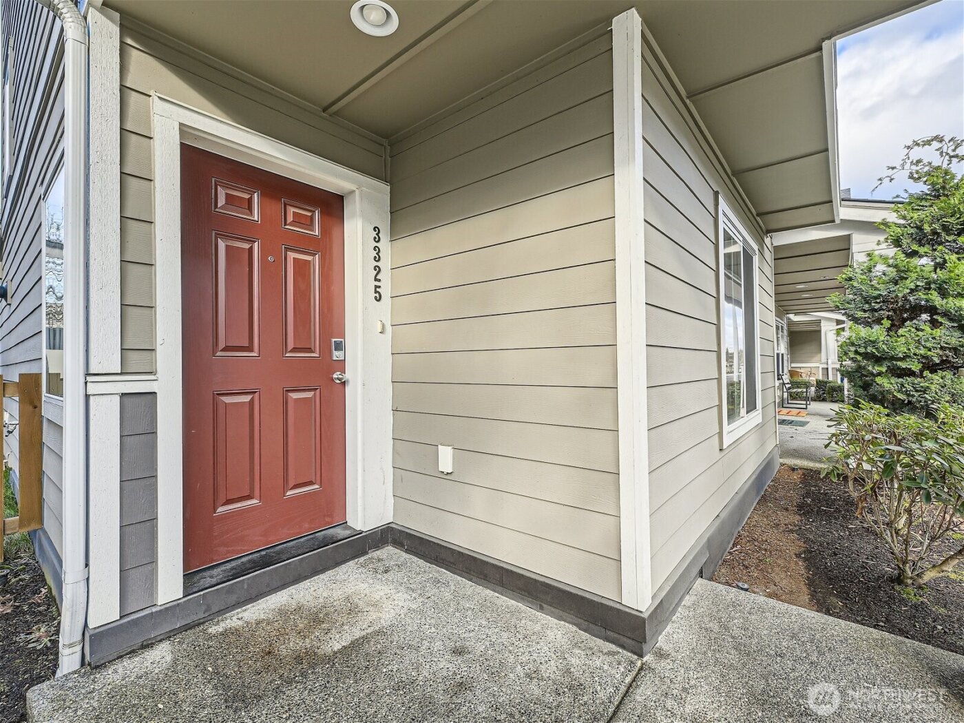 3325 30th Dr , Everett, WA 98201