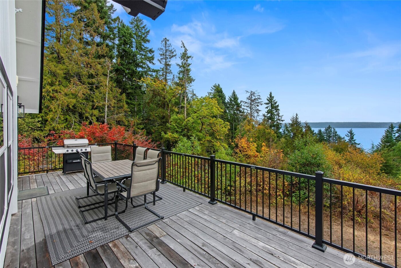 304292 Highway 101 , Brinnon, WA 98320