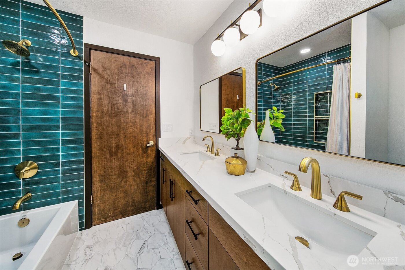 3229 SW 166th Street , Burien, WA 98166