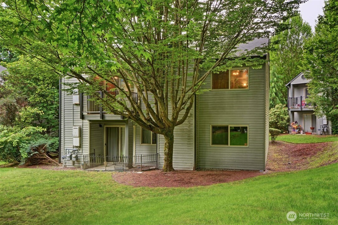 9805 Avondale Road NE #T254, Redmond, WA 98052