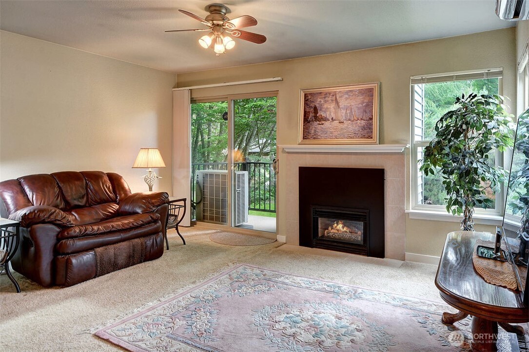 9805 Avondale Road NE #T254, Redmond, WA 98052