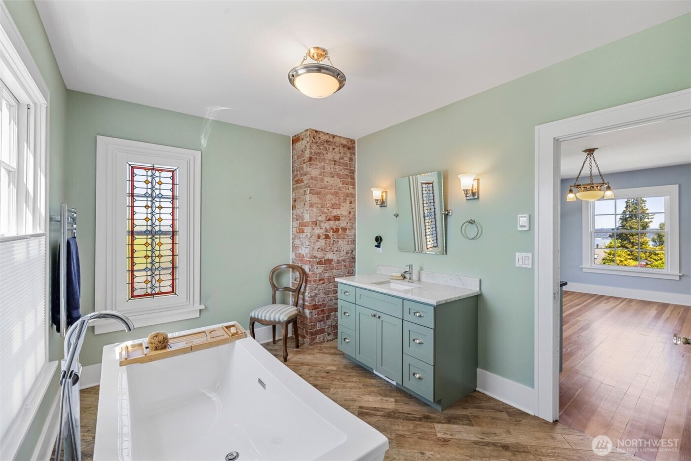 4410 N 45th Street , Tacoma, WA 98407