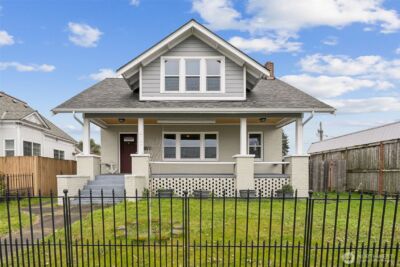 413 2nd Street NE, Puyallup, WA 98372