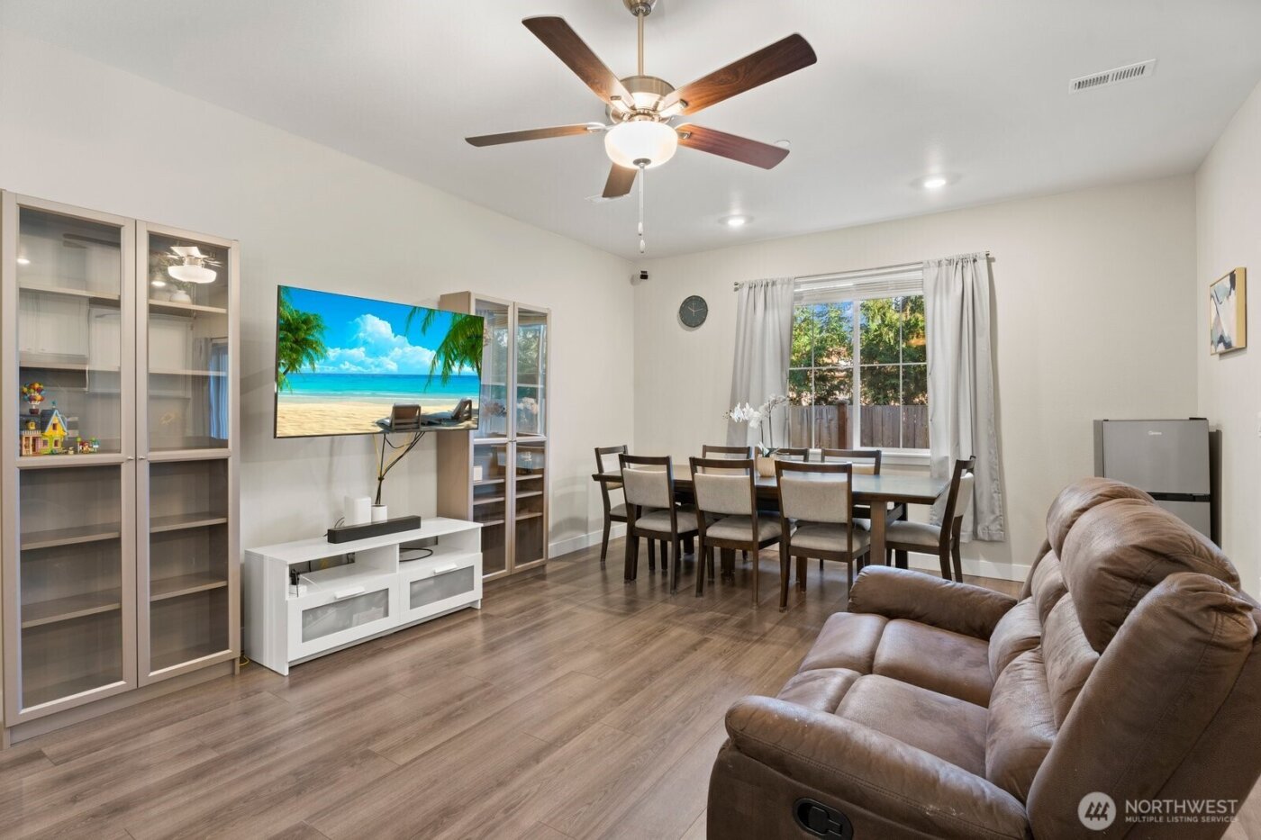 8643 35th Place NE, Marysville, WA 98270