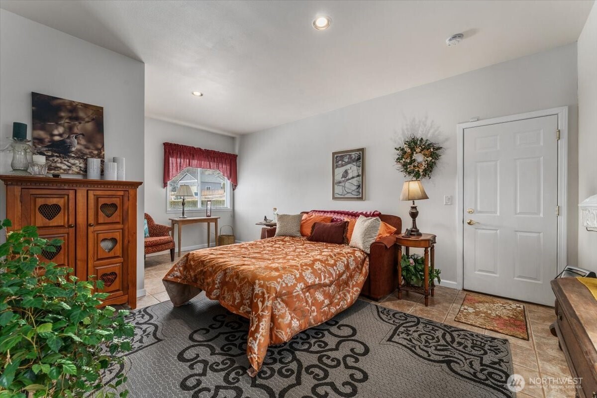 214 Stehekin Way , Chelan, WA 98816