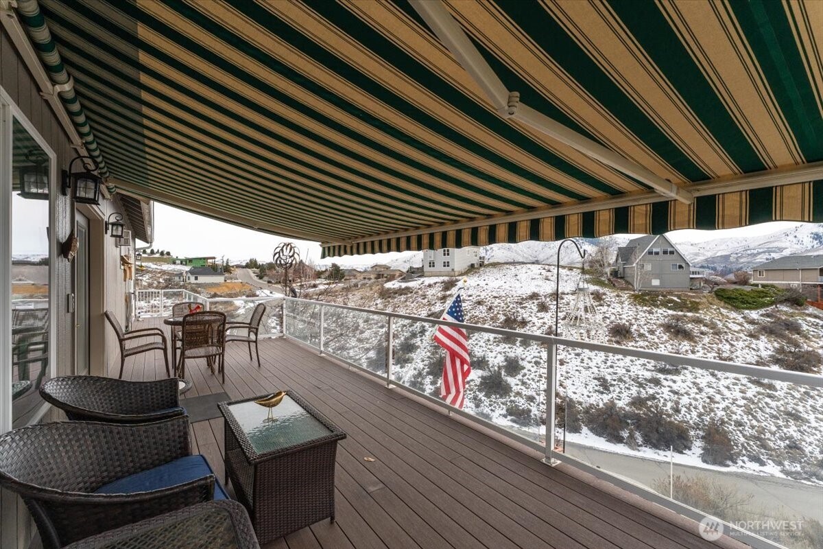 214 Stehekin Way , Chelan, WA 98816