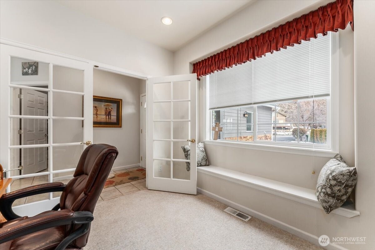 214 Stehekin Way , Chelan, WA 98816