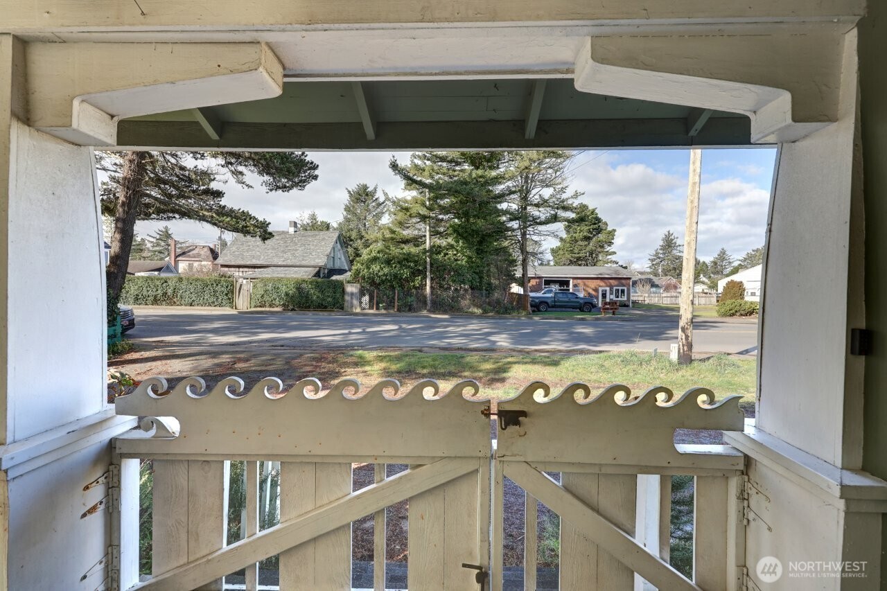 4506 Pacific Way , Seaview, WA 98644