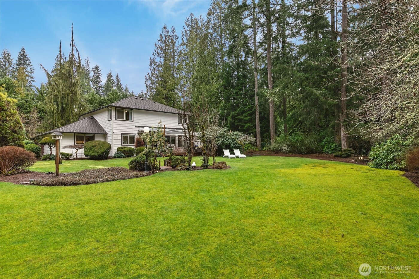 21809 NE 175th Street , Woodinville, WA 98077