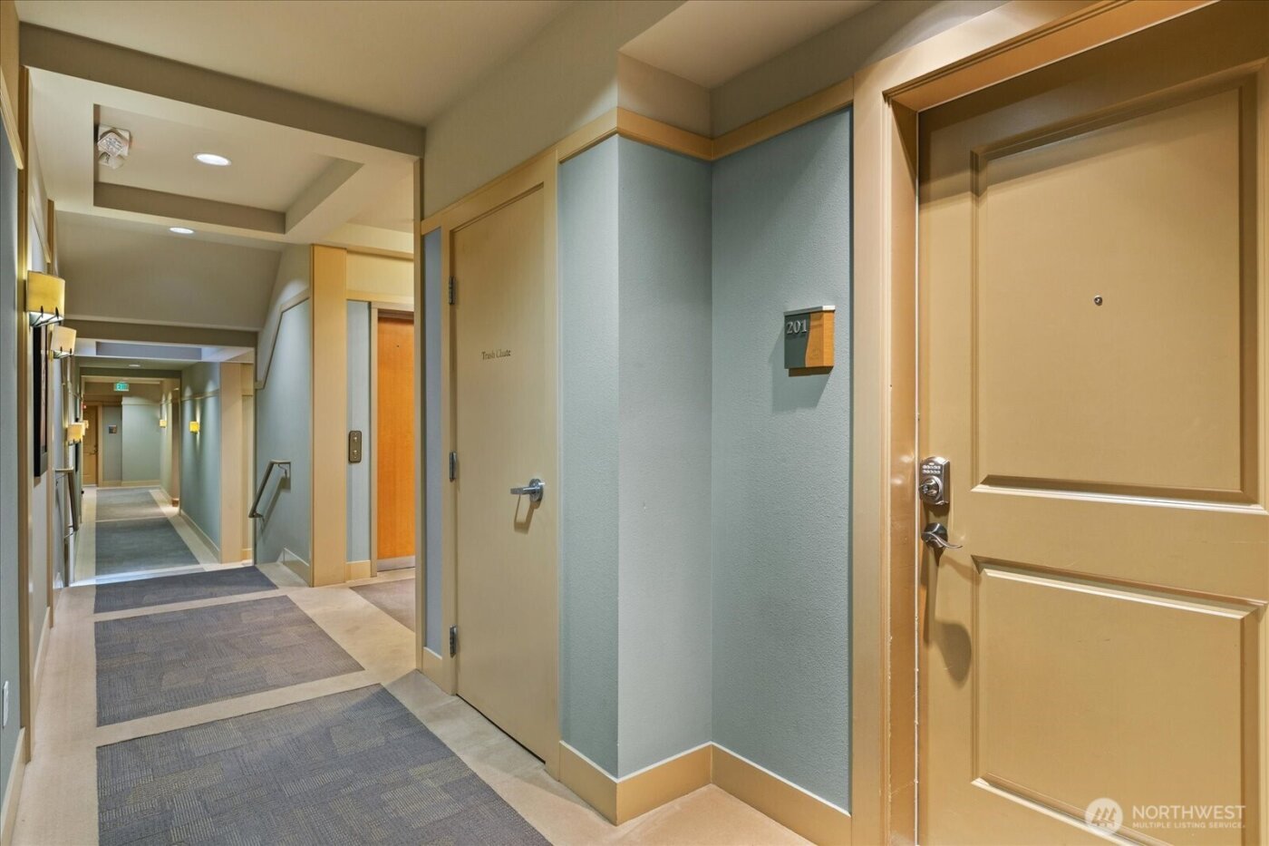 51 Pine Street #201, Edmonds, WA 98020