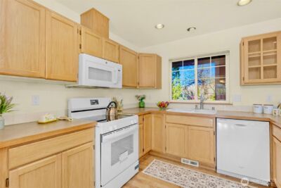 4713 Breccea Lane SE, Lacey, WA 98503 - Photo 9