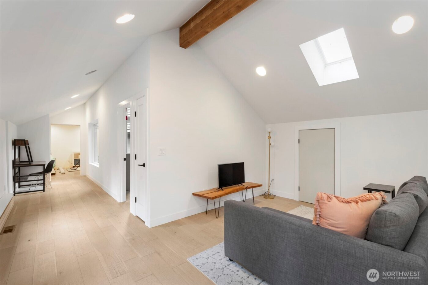 16455 Agate Point Road NE, Bainbridge Island, WA 98110