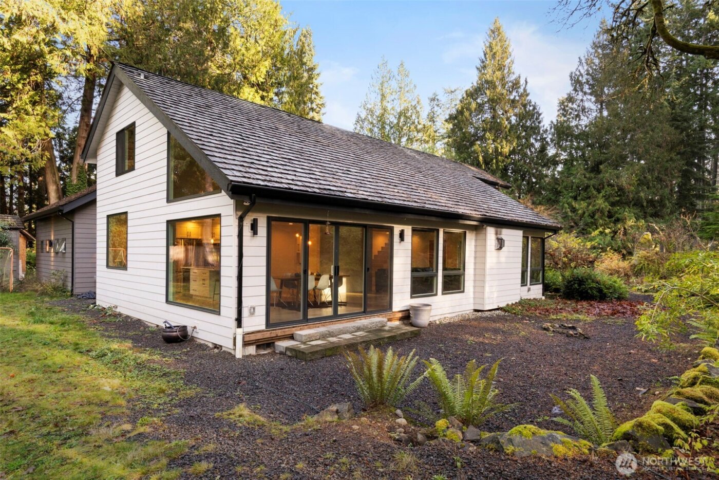 16455 Agate Point Road NE, Bainbridge Island, WA 98110