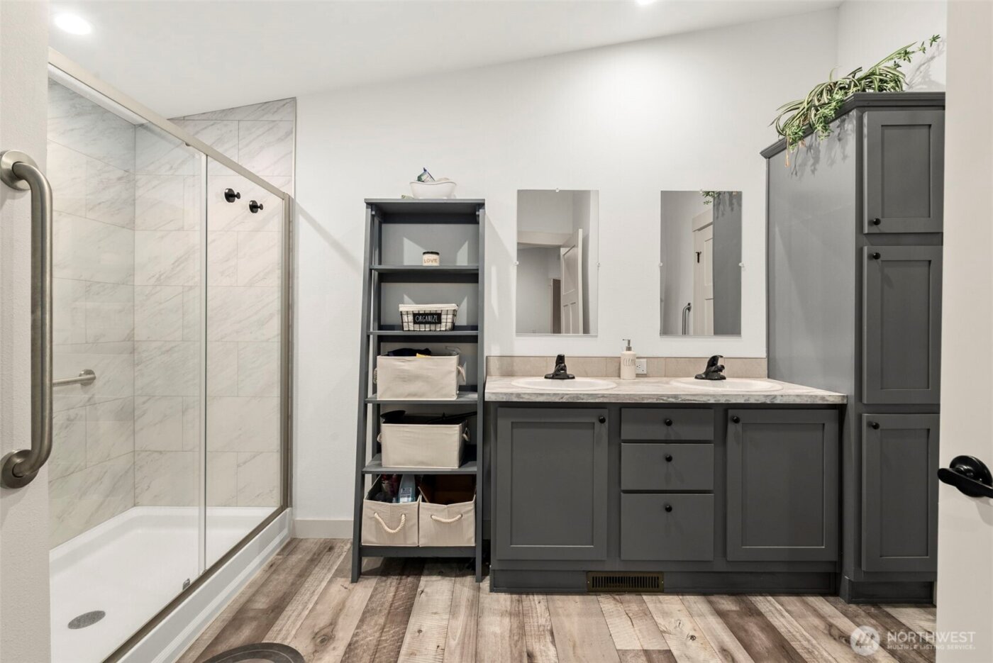 3320 Meadowbrook Lane SE, Lacey, WA 98503