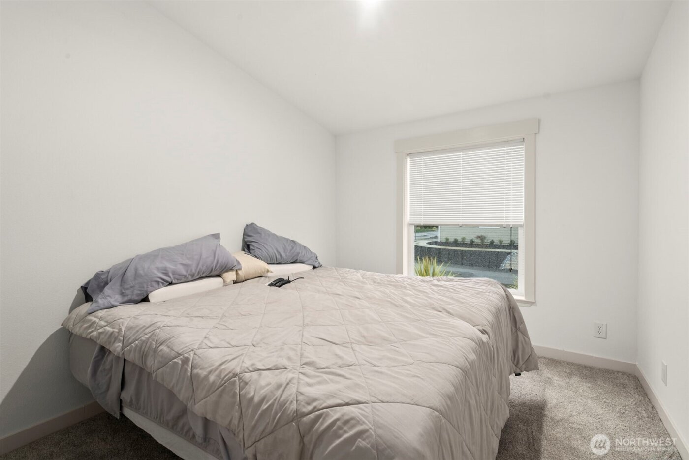 3320 Meadowbrook Lane SE, Lacey, WA 98503