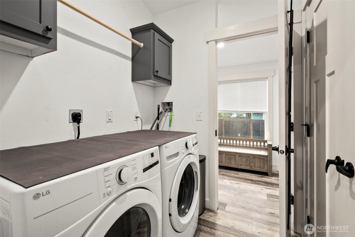 3320 Meadowbrook Lane SE, Lacey, WA 98503