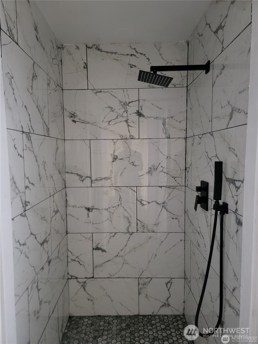 13721 409th Avenue SE, North Bend, WA 98045