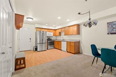 7912 170th Avenue NE ##204, Redmond, WA 98052 - Photo 3