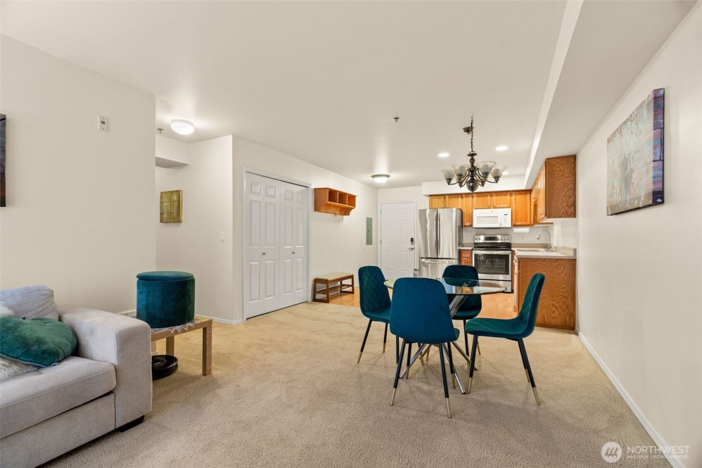7912 170th Avenue NE ##204, Redmond, WA 98052