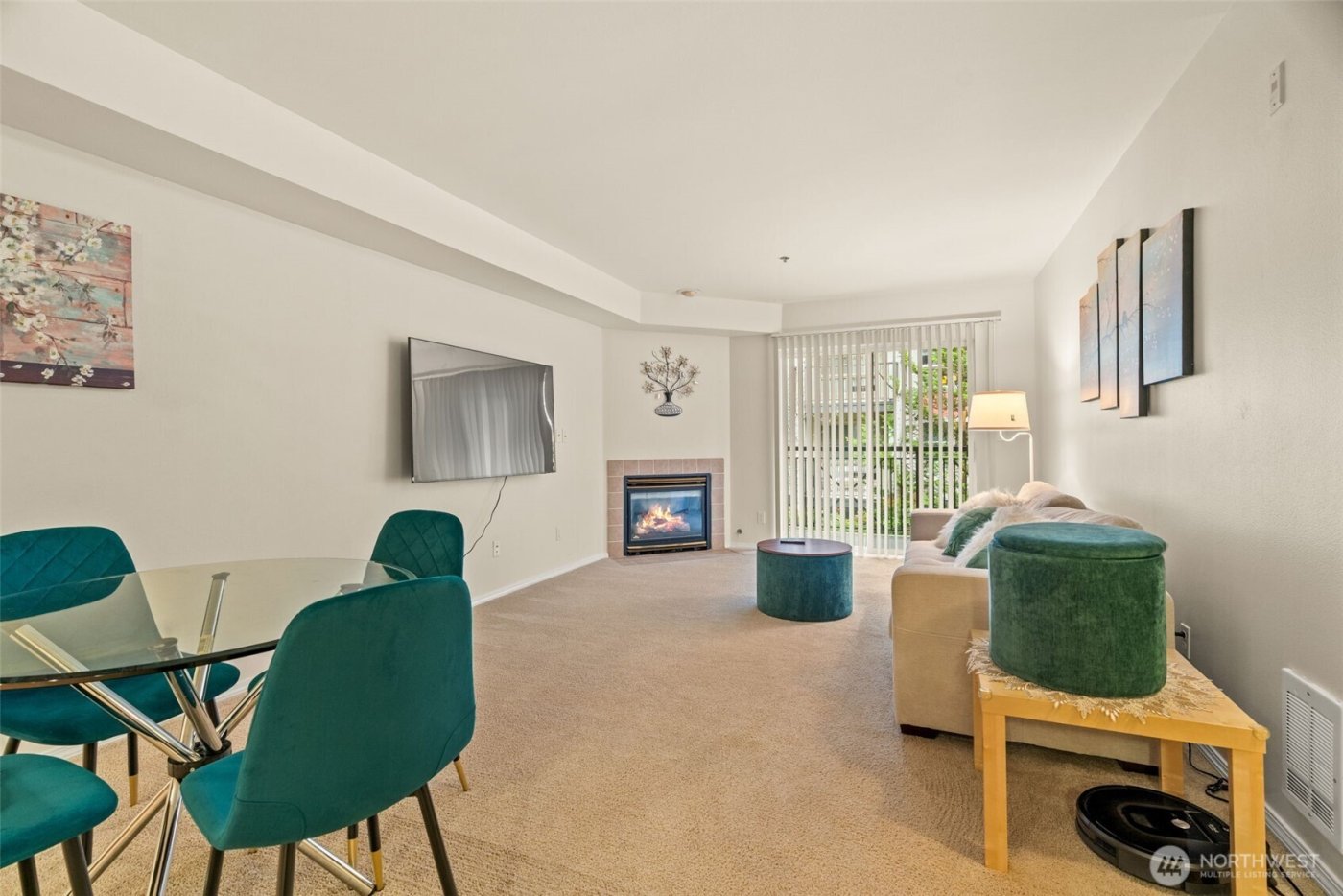 7912 170th Avenue NE ##204, Redmond, WA 98052