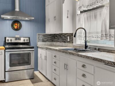 1205 49th Street , Seaview, WA 98644 - Photo 14