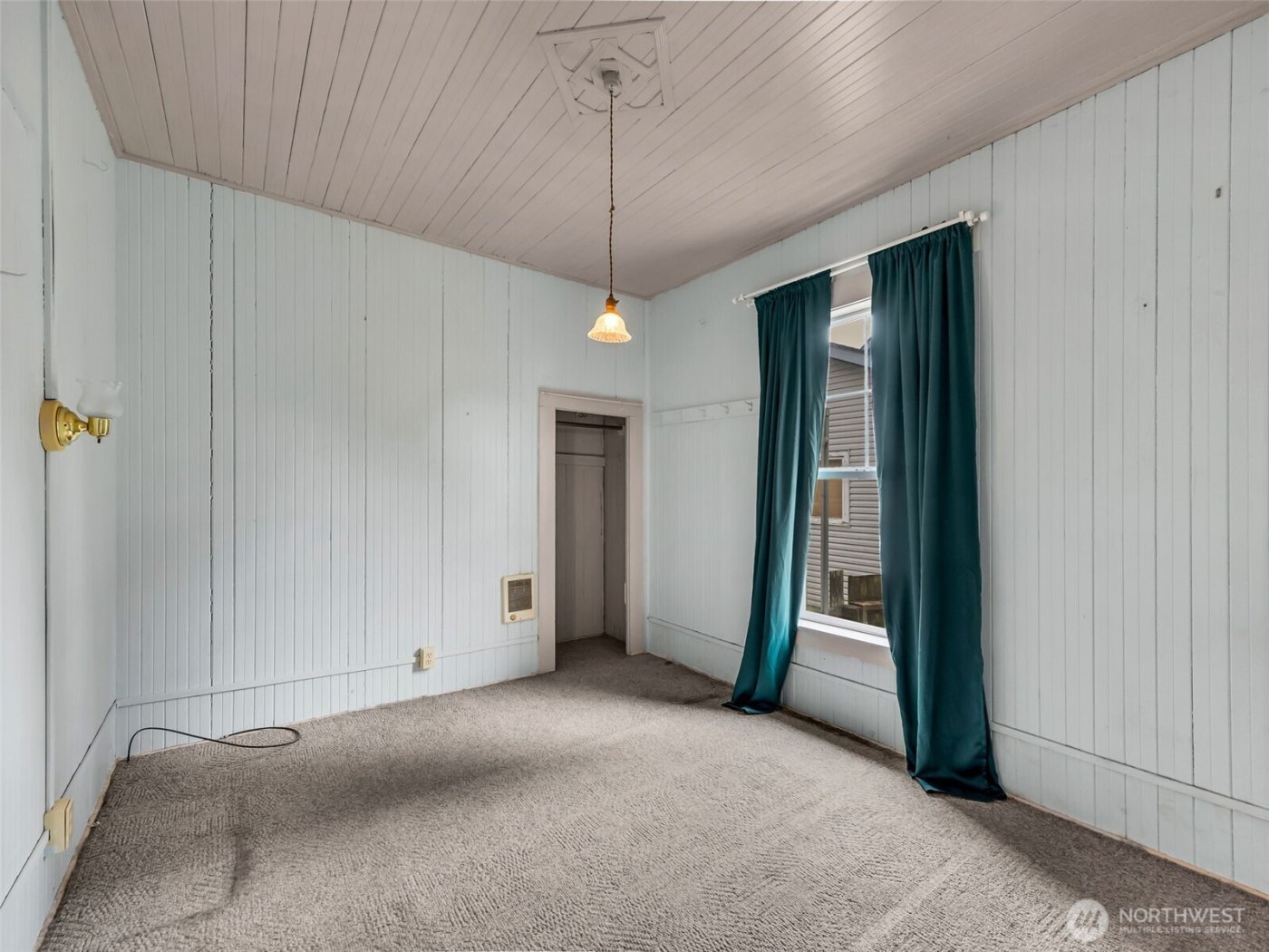 1205 49th Street , Seaview, WA 98644