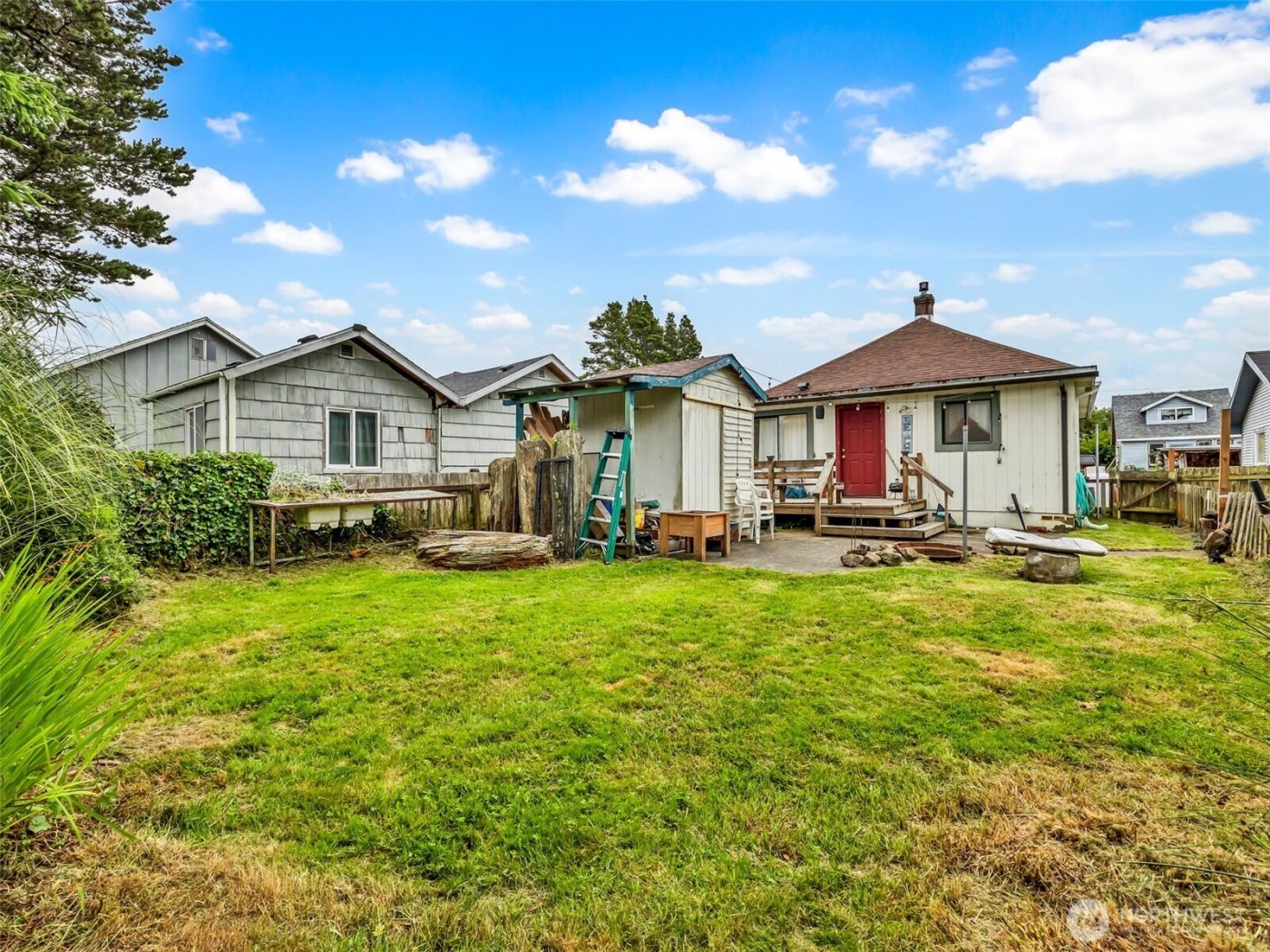 1205 49th Street , Seaview, WA 98644