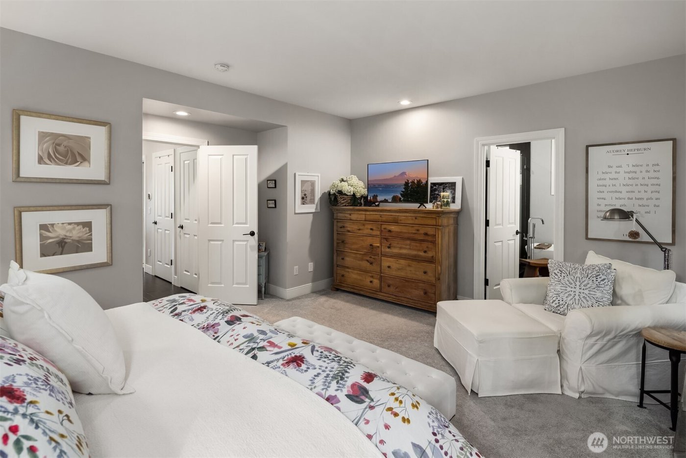 11307 NE 68th Street #11307, Kirkland, WA 98033