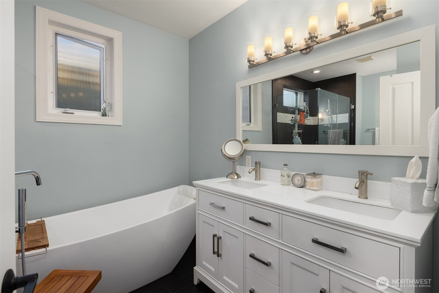 11307 NE 68th Street #11307, Kirkland, WA 98033