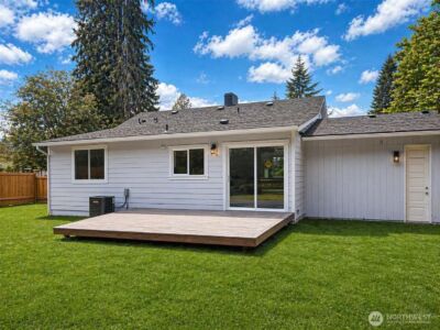 3252 Herren Avenue , Bremerton, WA 98310 - Photo 2